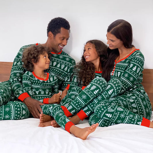 Christmas Print Contrast Color Parent-child Home Service Suit bac29739 05b2 46b2 b3be b278e1a15e36