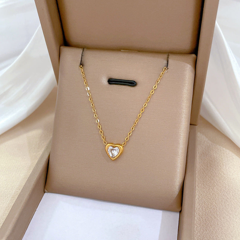 Solstice Heart Gold Necklace bba2d89d 31ff 45c9 92e5 b7f6e37a7f56