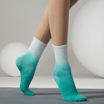 Women's Fashion Tie Dye Anti-Slip Mid Tube Socks be3708af 6209 4e60 a05a 958da0b10bf2 da8efa95 a8a0 456d 93f1 387b9c928689