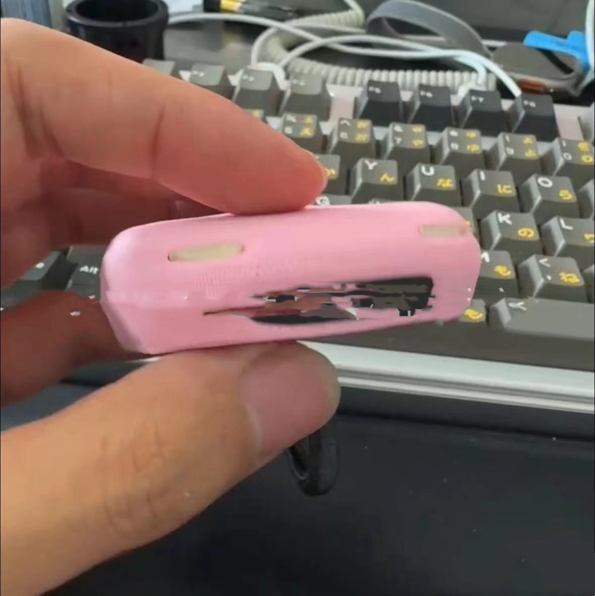 The Jumping Light Cannot Move Car Open Headlight Keychain Decoration bee4c728 4c1f 474b aeaa f9e323c3aaf6