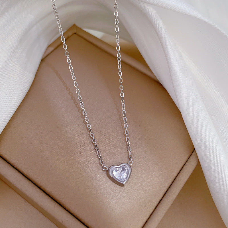 Solstice Heart Gold Necklace c095fbc9 2090 441a b393 ee6c1d36a94e