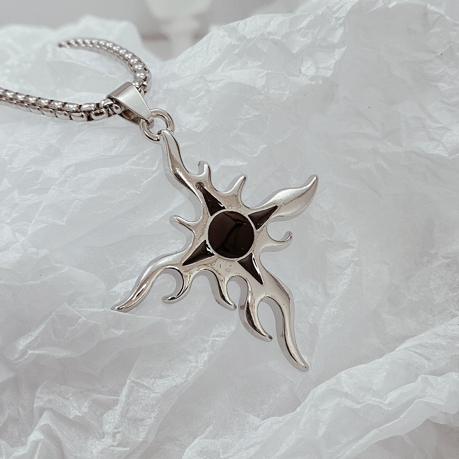 Korean Version Of Simple Wild Sunflower Alloy Pendant Men And Women Necklace c11277be 1dfa 4c92 8030 340a47d7d186
