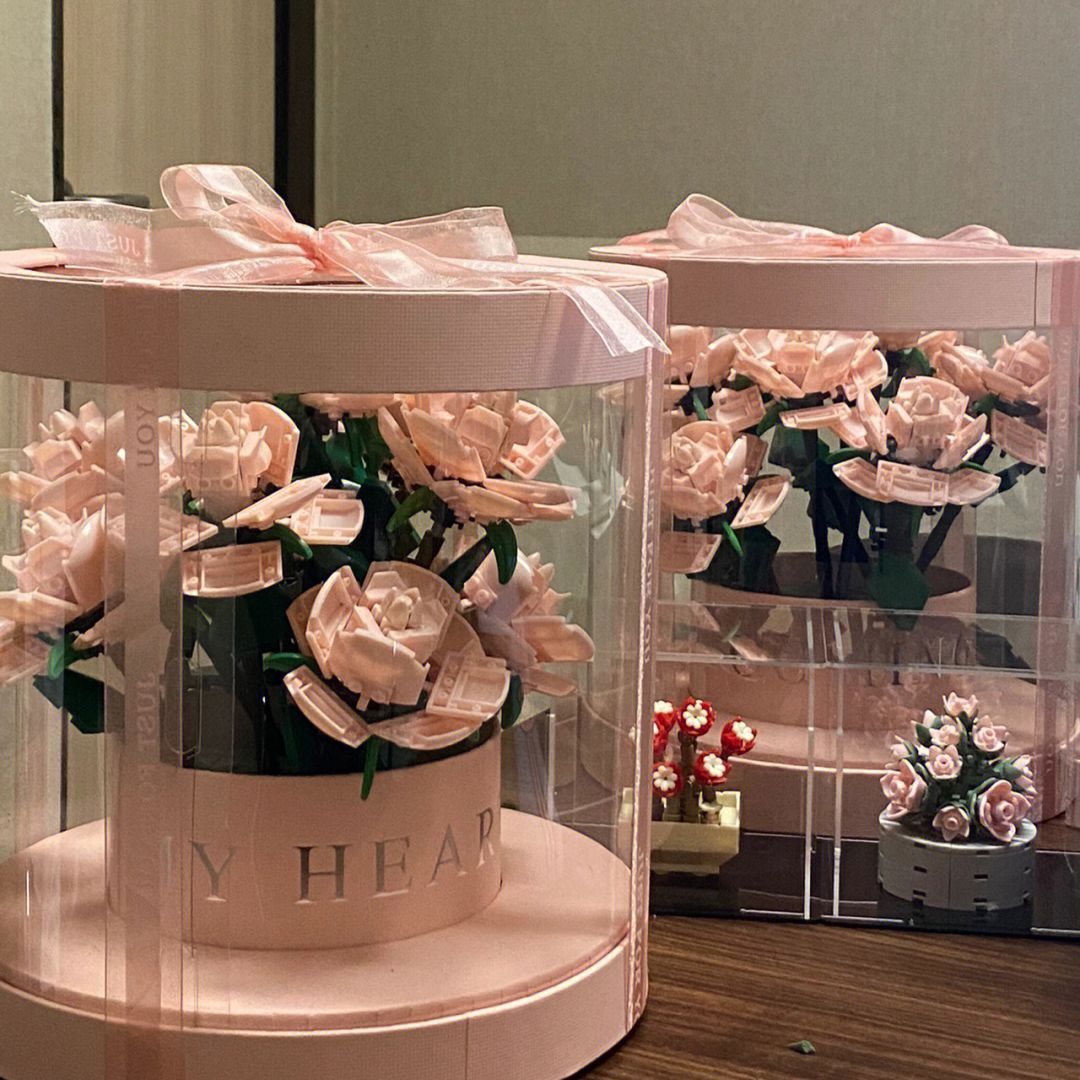 Building Blocks Rose Bouquet Flower Pot c3239d59 f91e 4ed7 9648 f1a0355070cf 25d2cb36 72f9 41cb 9cdc 1c181c9592d8