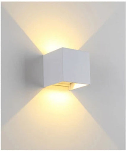 Simple Outdoor Waterproof Balcony Courtyard Wall Lamp c36af315 3d8e 4981 8ff6 dd0d1fd0cdb1