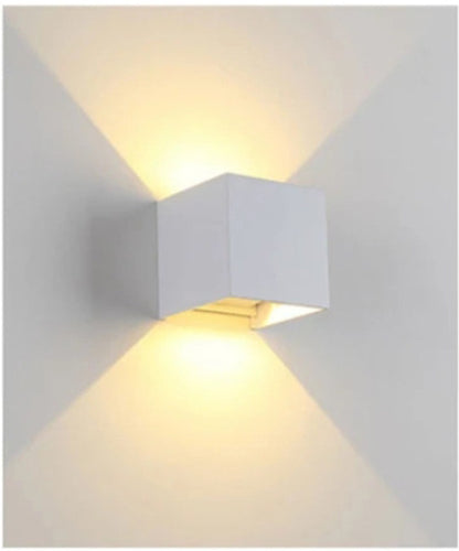 Simple Outdoor Waterproof Balcony Courtyard Wall Lamp c36af315 3d8e 4981 8ff6 dd0d1fd0cdb1