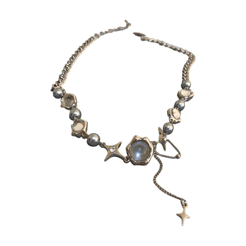 Fashion Thorn Iron Flame Clavicle Chain c53f69ee 5248 4cf0 8c91 5d3f9b307557