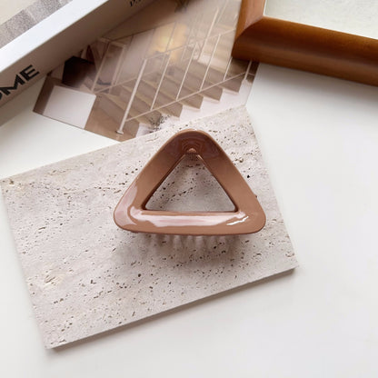 Triangle Plastic Hair Jaw Clip Women's Large Shark Clip Back Head c5f8f65a 8880 40ea a76c a1c285bb8306