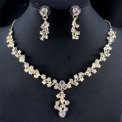 Rhinestone Women'S European And American Water Wave Chain Lattice White Pearl Necklace c8487add 77af 401c 8c85 7fbb040713f9
