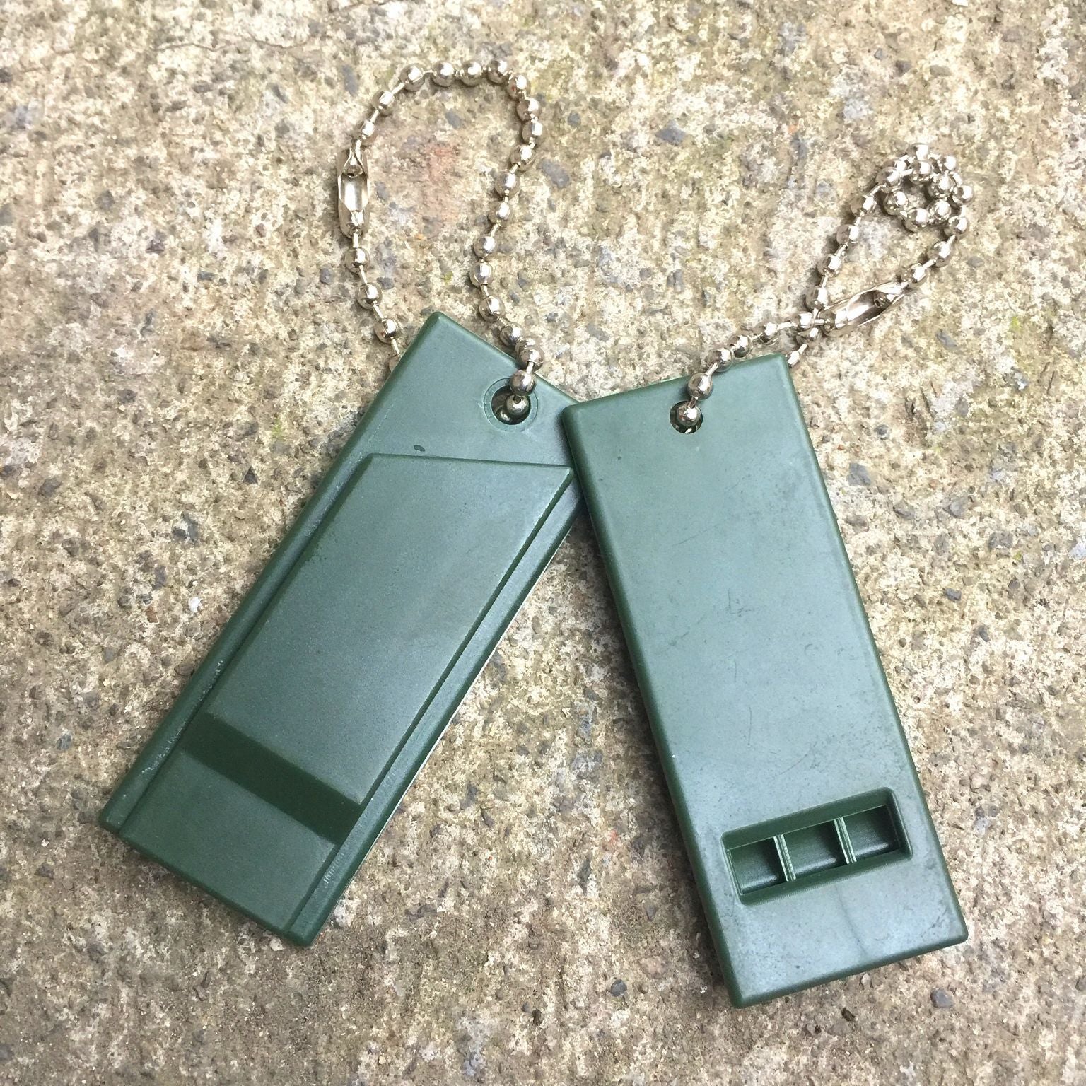 Outdoor Emergency Treble High Frequency Survivor Frequency Conversion Whistle c8d279c3 680d 4e6c 8900 9a4876851d4e