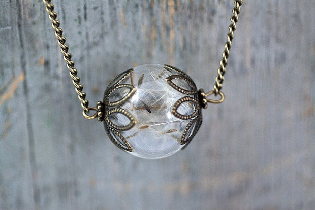 Vintage Handmade Fashion Dandelion Seed Glass Necklace
