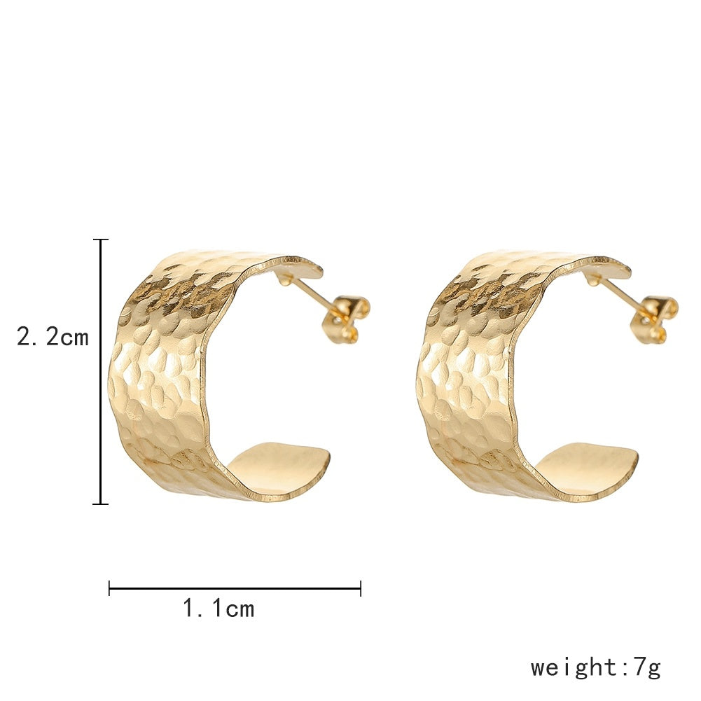 C-shaped Beating Hammered Simple Metal Earrings c8d48c3d 24f8 45a9 b513 f0b8afe382b5