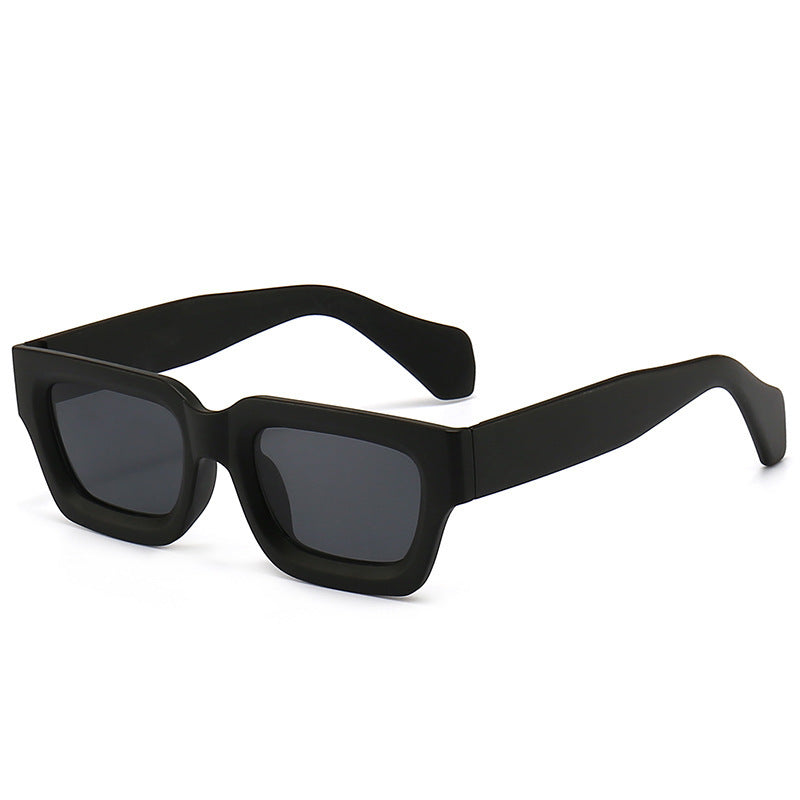 Retro Concave Frame Wide Foot Square European And American Sun-proof Sun Glasses c9999ce9 d5c1 4f5a 8035 54270b7f17b7