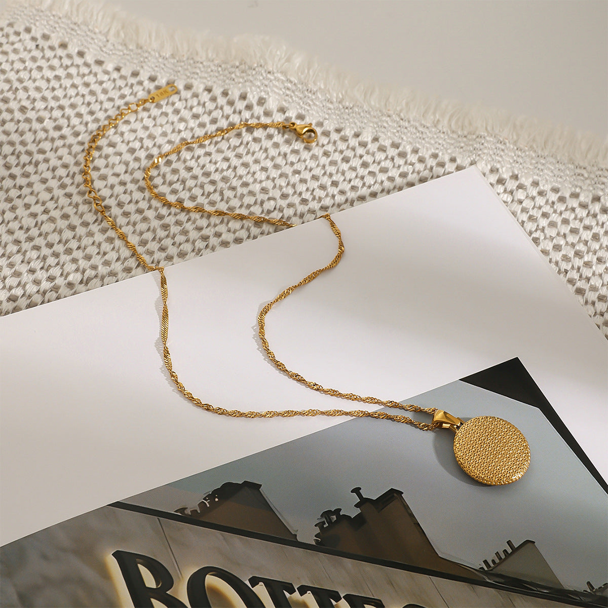 Parker Gold Star Pendant Necklace