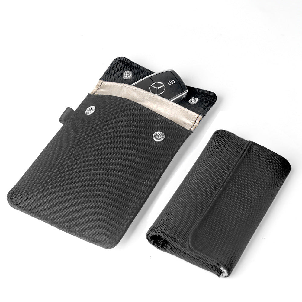 Car Key Shield Bag Vertical Model In Square Shape cc46b84b fd69 4181 9860 29be400ad5f5