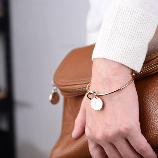 European And American Fashion Dead Knot Letter Bracelet cc76c89a 8207 4064 b2c7 5b571da92eca