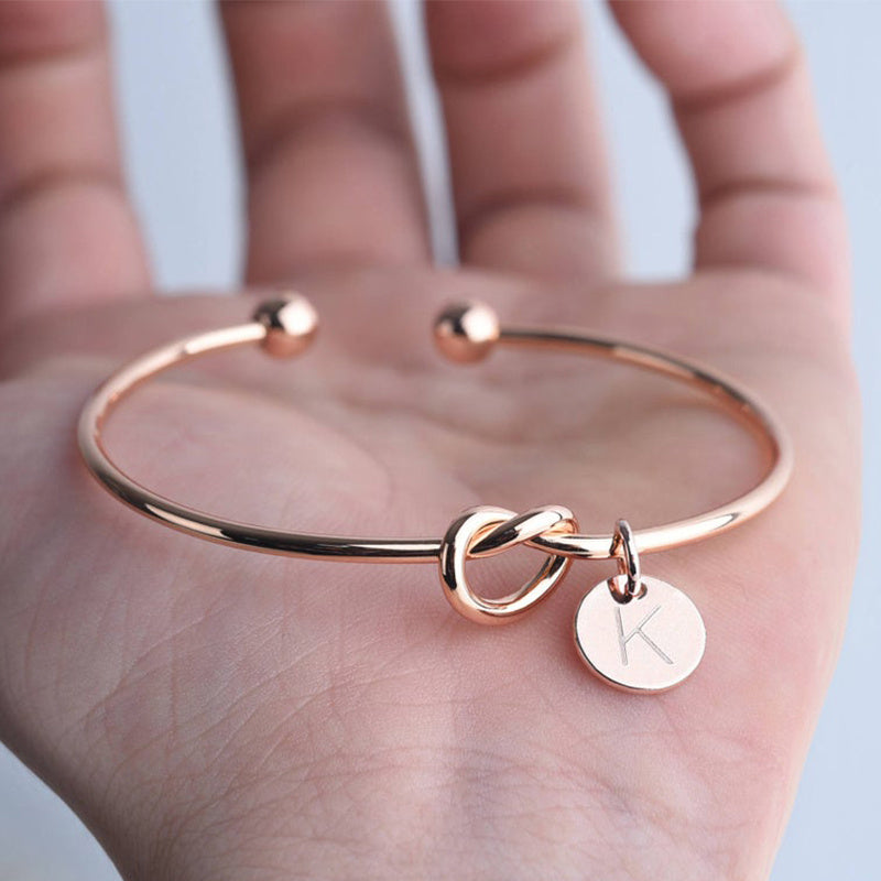 European And American Fashion Dead Knot Letter Bracelet cd4b6ff3 53ce 4c81 bdaa d1d64530f7d6