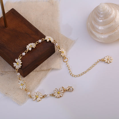 Sweet Personality Artistic Design Simple And Daisy Bracelet Contrast Color Adjustable Bracelet cd7a1ea2 2596 48fb 9afa 5aa780