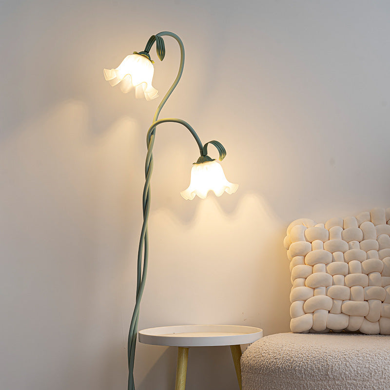 Cream Style Floor Lamp Living Room French Pastoral Bedroom Atmosphere Flower Lamp ce21e2b1 dfc9 4f72 a0ce d27125c225a5