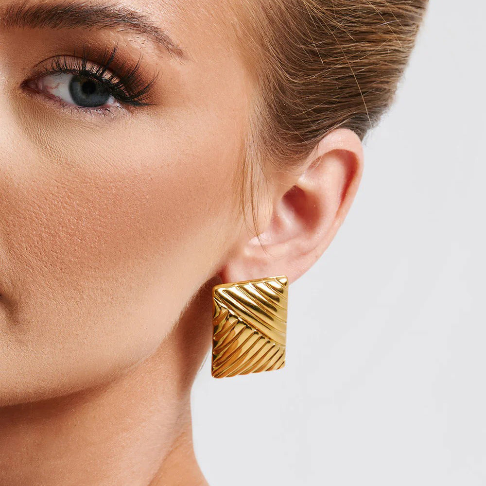 European And American Stainless Steel 18K Gold Rectangular Twill Symmetrical Eye-catching Large Studs Retro ce33d7b6 0660 49c
