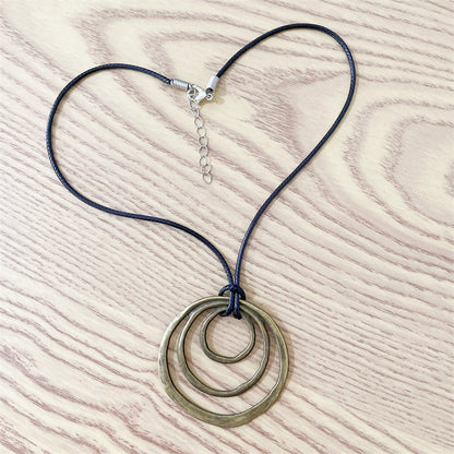 Simple Personality Hollow Circle Necklace Pendant ce8174af a5d1 4a78 88c4 3c1c41b69d18 8729f749 4c08 4a18 a290 064a18aead2d