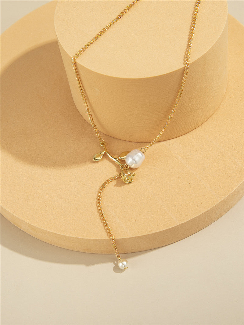 Simple Temperament Rose Flower Pearl Pendant Clavicle Chain cfd6f339 d146 40f7 a34c 569a042a6a59