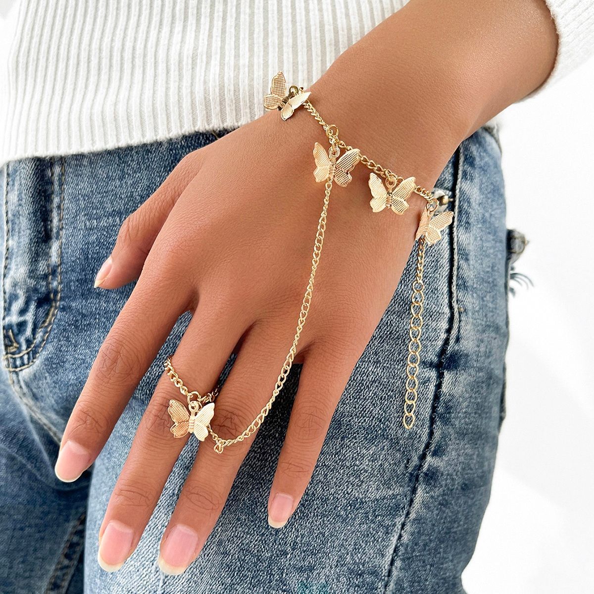Personalized Creative Snake-Shaped Bracelet cfde233f d3da 4d7e bae0 8ef8fb9e2558