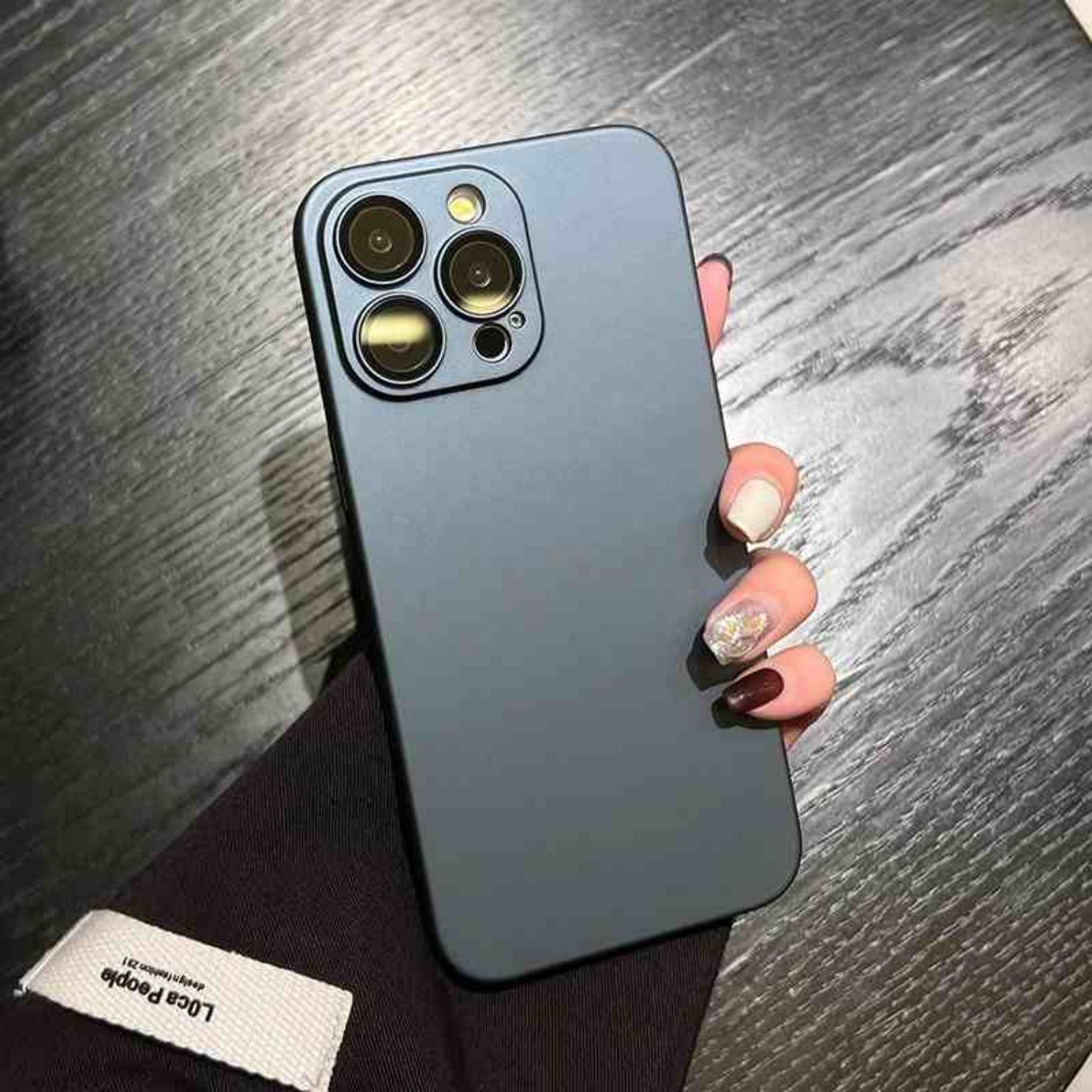 Simple Solid Color Anti Fall Cover Ultra-thin Frosted d196b75b fa17 4634 9282 aab40f147c51