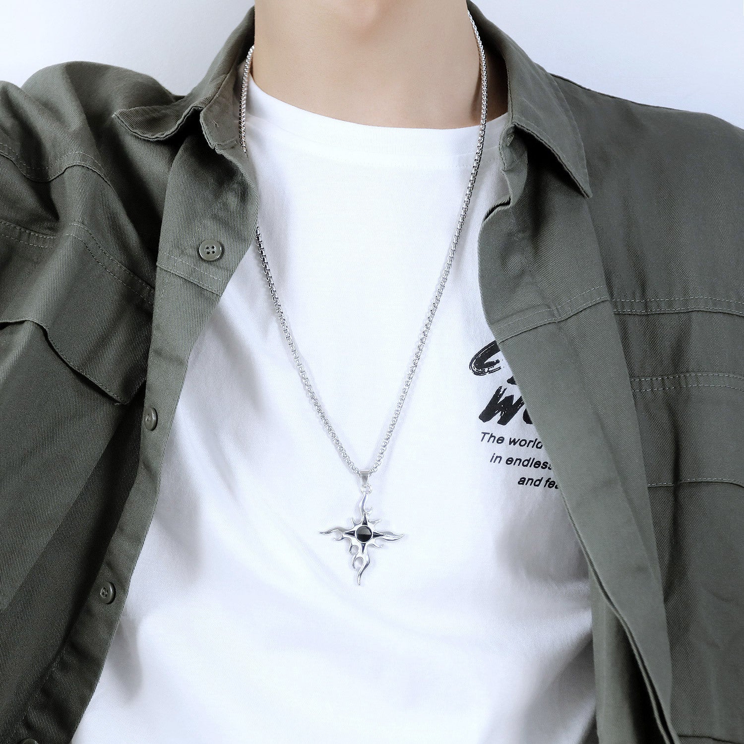 Korean Version Of Simple Wild Sunflower Alloy Pendant Men And Women Necklace d1a80f61 09d2 4c43 8ca3 7e4d1cfb7bc5
