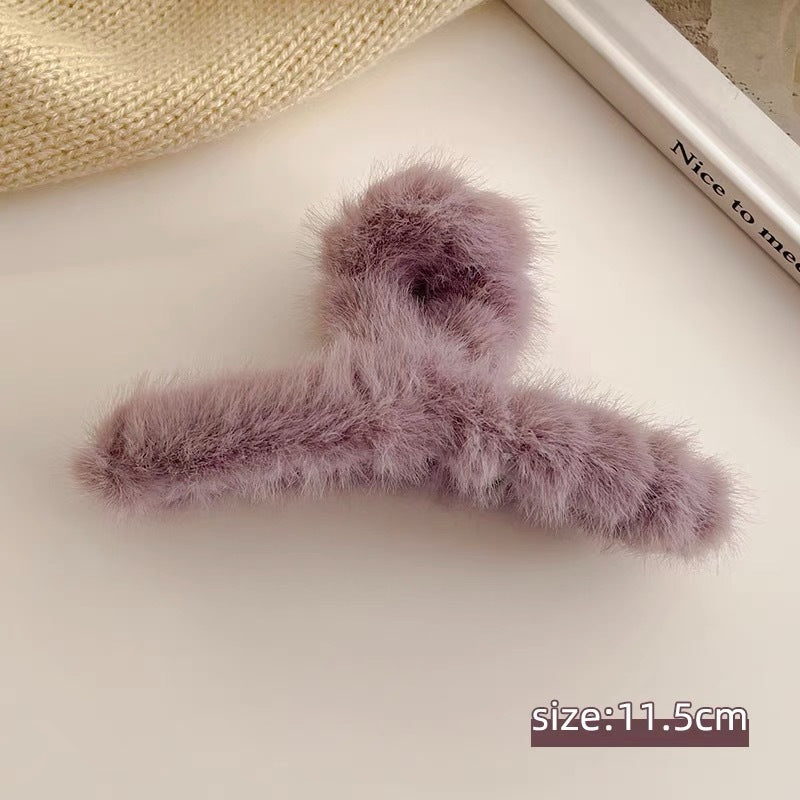 Large Plush Gripper With Elegant Temperament d2002290 dd74 4bae a2ab e9879c579279