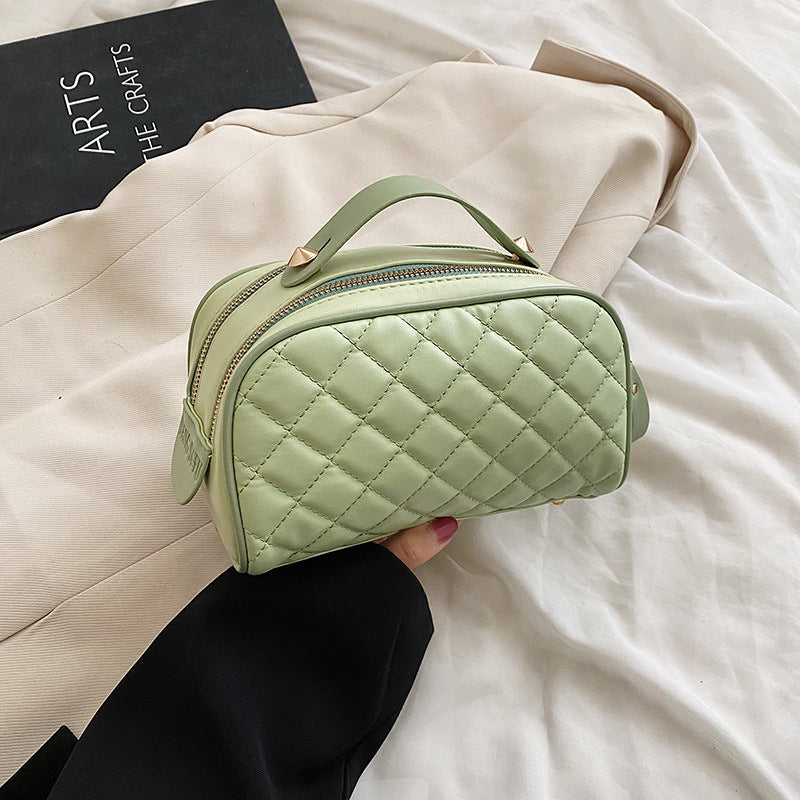Rhombus Cosmetic Bag Portable Large Capacity d22d6e2b 81a4 4a0d b056 3e21f6e7dee4