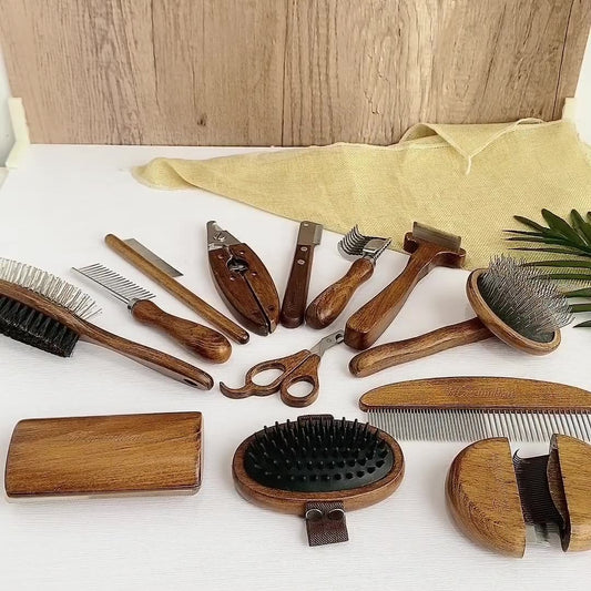 Pet Comb Solid Wood Antique To Remove Floating Hair d23e15e6 3879 4103 b398 c1215bf2d3a0