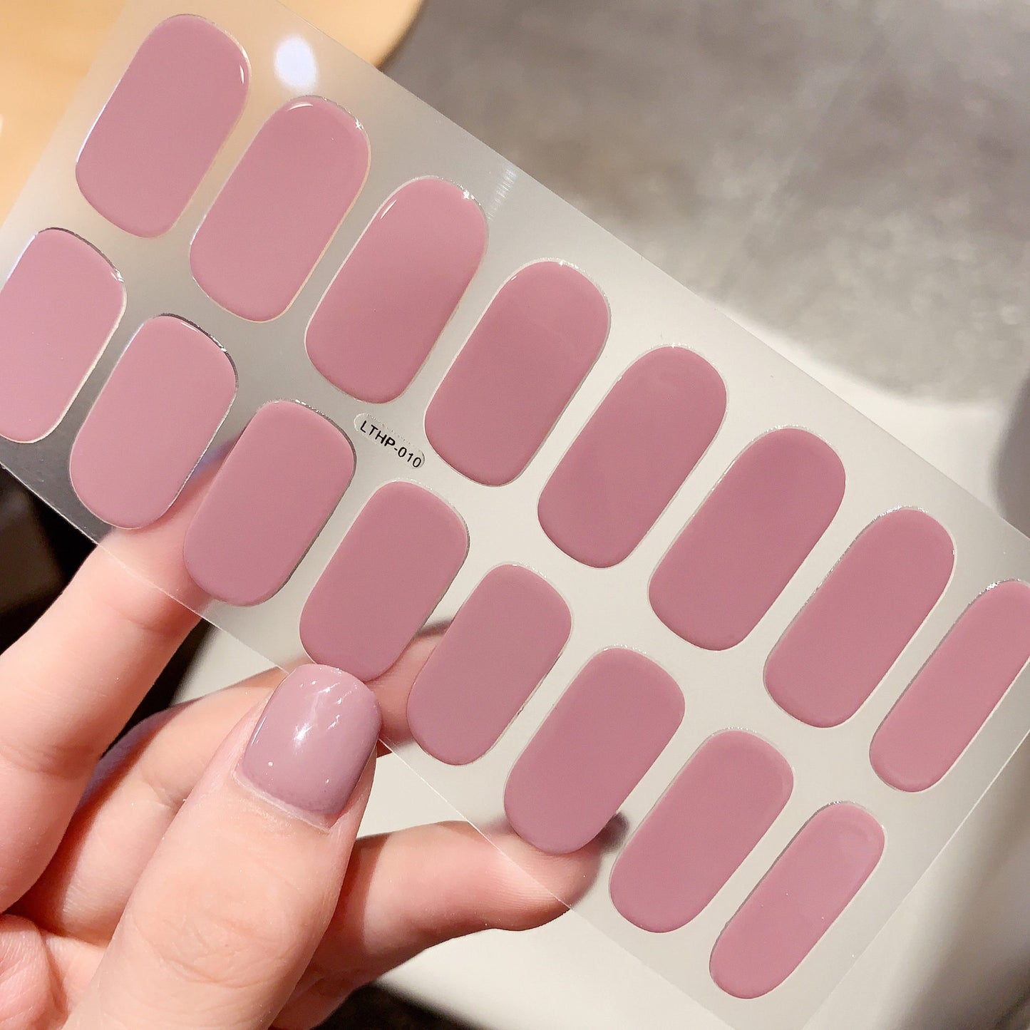 Waterproof And Durable Second Generation Semi-cured UV Nail Beauty Stickers d6997a4a f2ee 49f2 a9a4 c98aaa773eaa