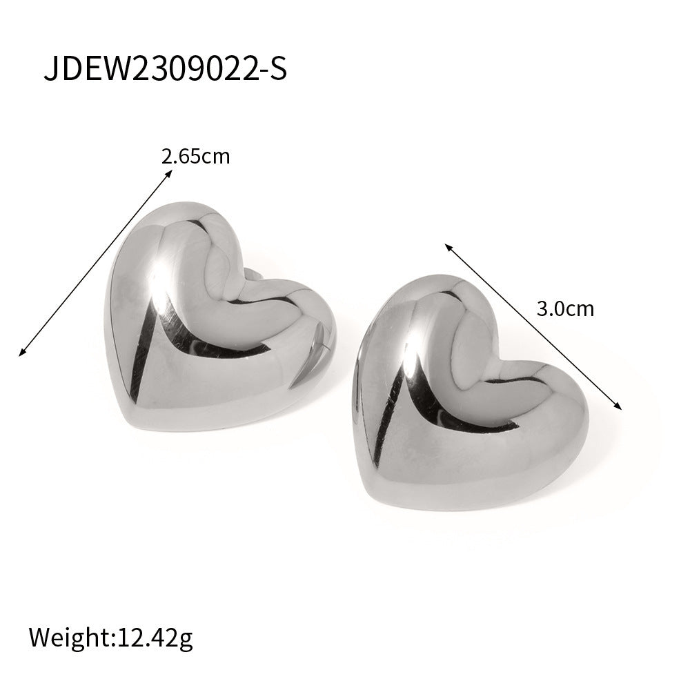 Aubree Gold Heart Earrings d7e1d791 1361 42cf b592 ae82798afbec