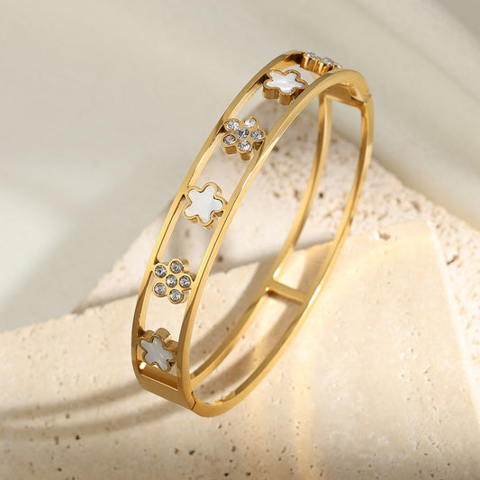 Fashion Multi-Diamond Five-leaf Flower Bracelet Female Niche d8596faa ec00 486f 90e3 a433a5e9e814