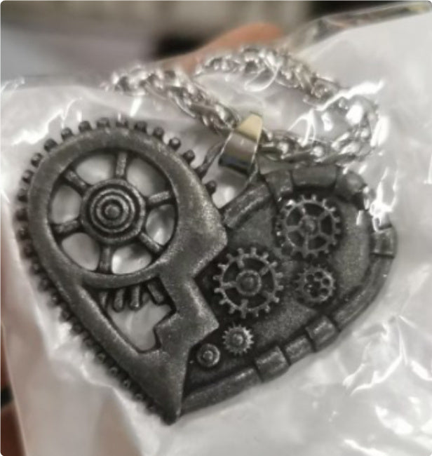 European And American Domineering Locomotive Stainless Steel Necklace d902cbcc 4627 4d15 91fa 318a813ed2fb