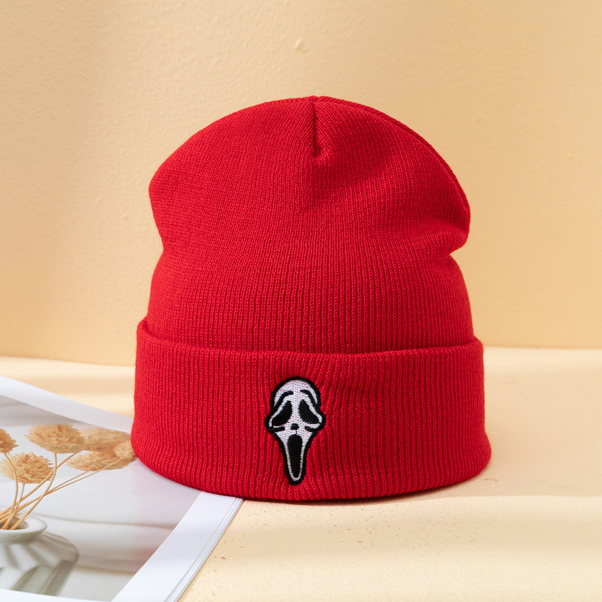 Halloween Dark Embroidered Ghost Face Skeleton Head Fashion Autumn And Winter Warm Fashion Men's And Women's Knitted Hat d9eb