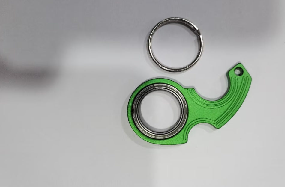 Metal Texture Rotating Keychain daff1a39 9951 4264 90d5 1a578671585e
