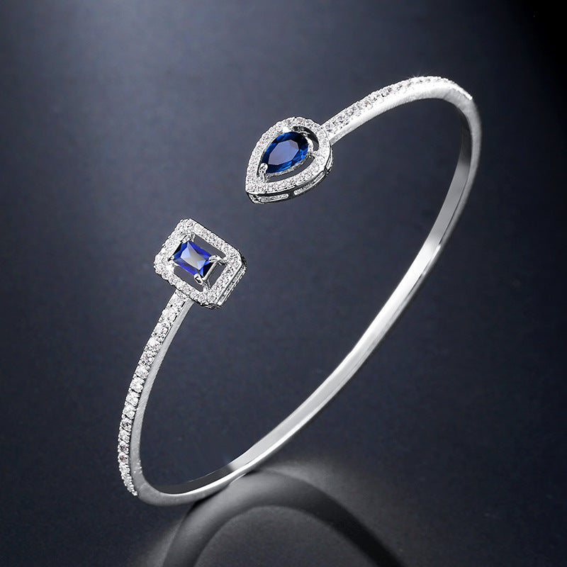 Simple And Exquisite Bracelet With Micro Inlaid AAA Zircon db5fae0d 757e 4761 a70a 08ebb91d80e1
