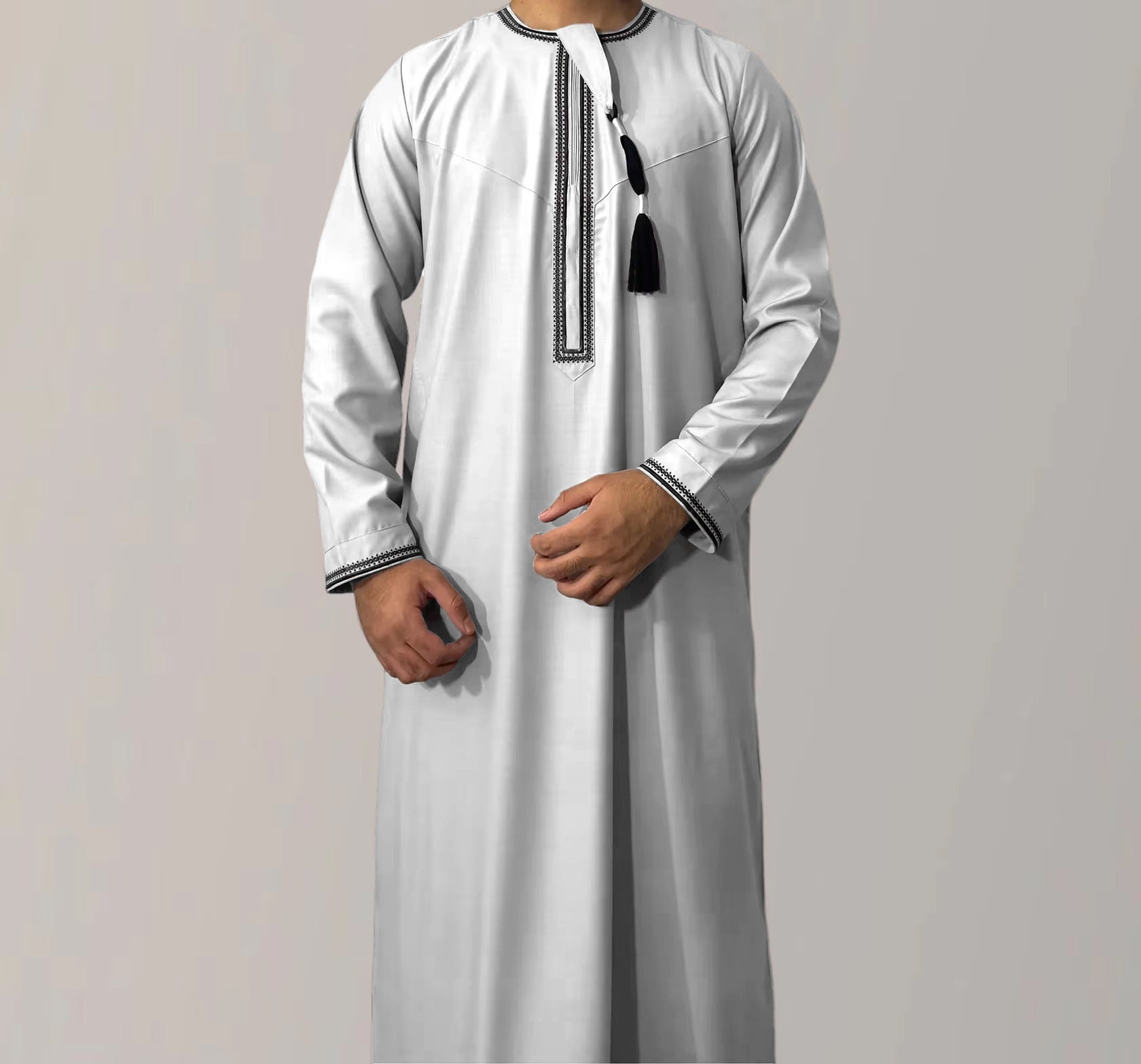 Solid Color Round Neck Embroidered Thick Tassel Oman Gowns Saudi Arabia Men dbb45086 73a9 4752 a86b 3f8d2fce4599