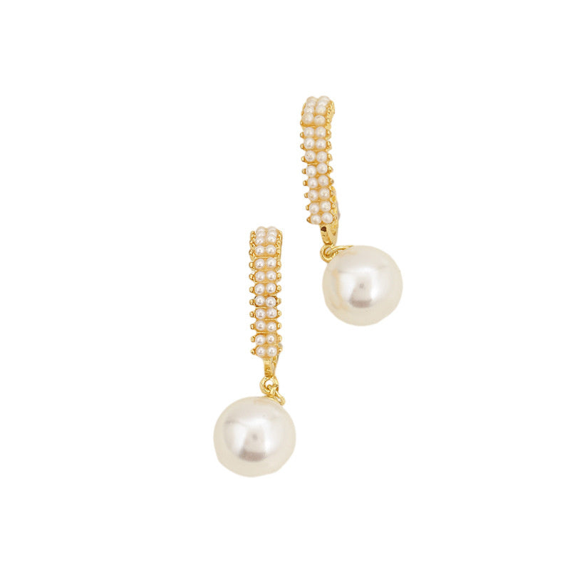Women With A Light Luxury Design Earrings dc7b0eb9 71af 4bd8 8168 2fe1178ee645