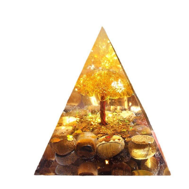 Car Creativity Pyramid Epoxy Technology Ornaments dd349674 ccda 41bb 8620 7360813b670b