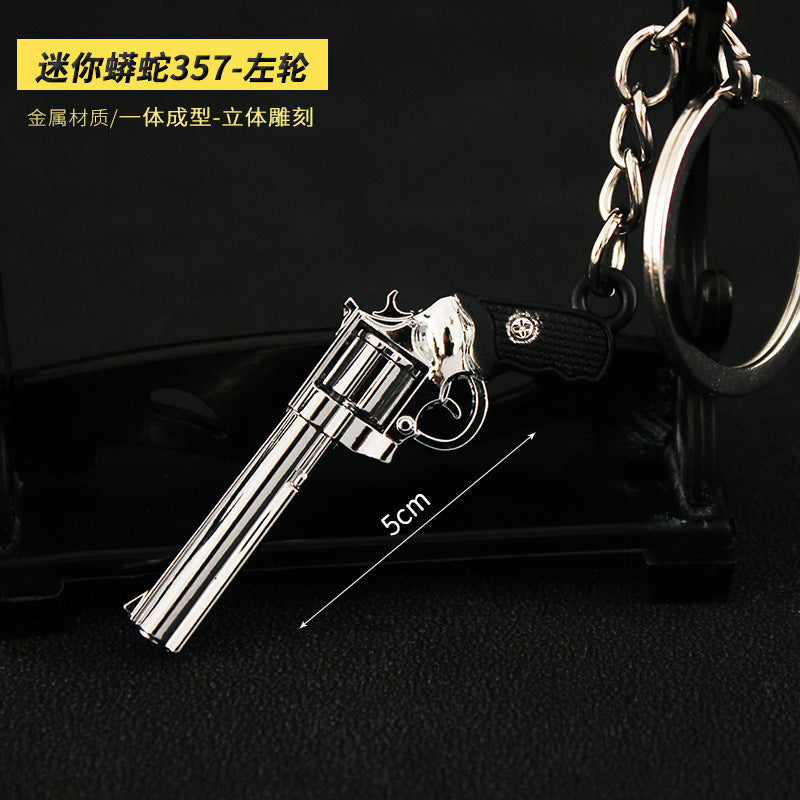 Alloy P92 Model G17 Sand Eagle Left Wheel Keychain ddcf6232 21ed 4cda b8f5 35526e11ef20