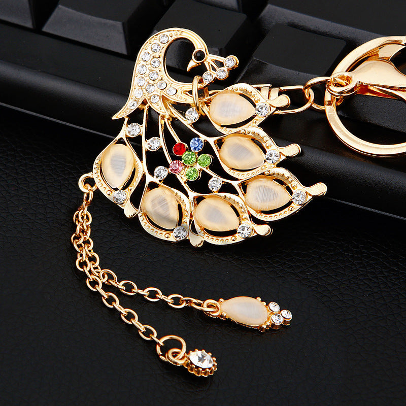 Diamond Crystal Swan Car Key Ring de57f8a6 708f 4280 90a0 4df7c78f44df