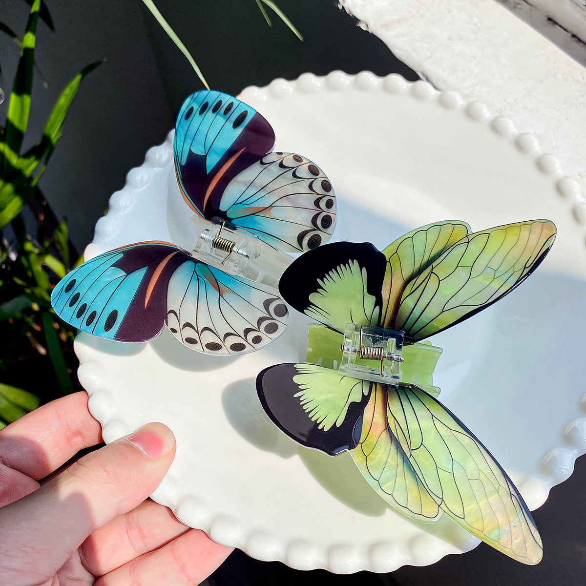 Female High-end Simulation Butterfly Grab Clip def7499c ed49 4463 b0c0 90ddc840222e