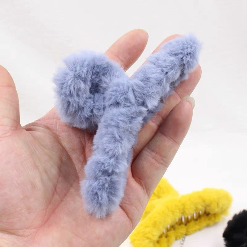 Large Plush Gripper With Elegant Temperament e03b4e62 d5f0 4dee 981a 042319a6beca