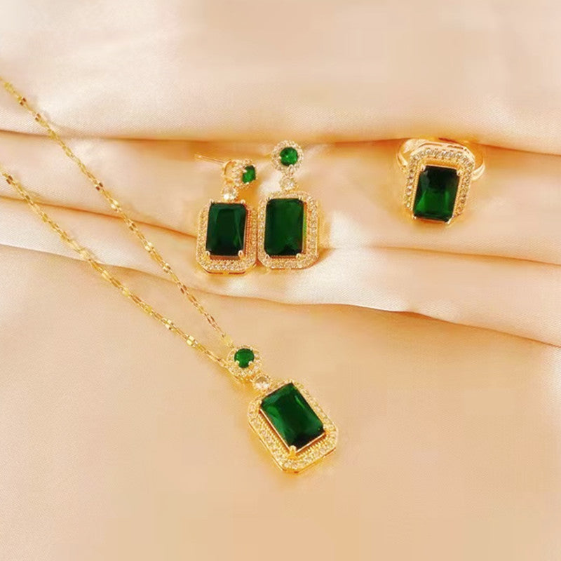Women's Niche Retro Square Emerald Titanium Steel Necklace e13831ce c884 4496 9cc9 32ee89720bba