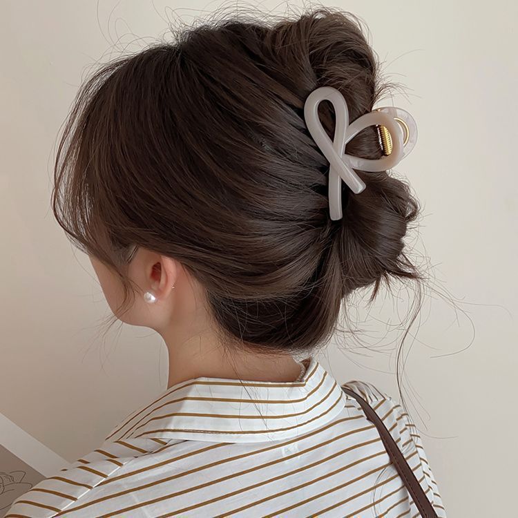 Niche Design Jelly Barrettes Women's Spring And Summer Temperament High Sense e277b01d 32c7 4d3e a2cb 8efe25907c56