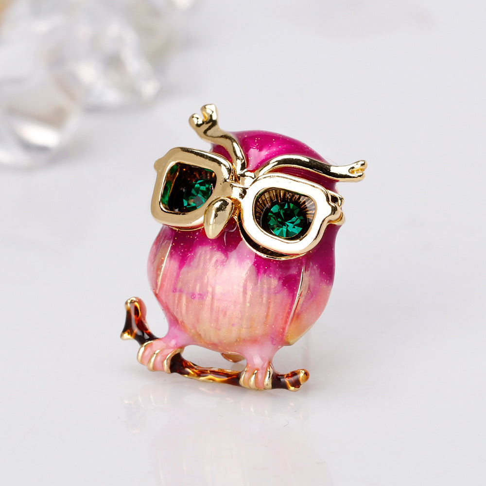 Owl brooch with glasses e3b47285 e940 4bf6 8b82 377cfa845127