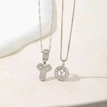 Full Diamond Rock Candy 26 Letter Pendant Necklace Copper Inlaid Zirconium Round Flower Letter Suit