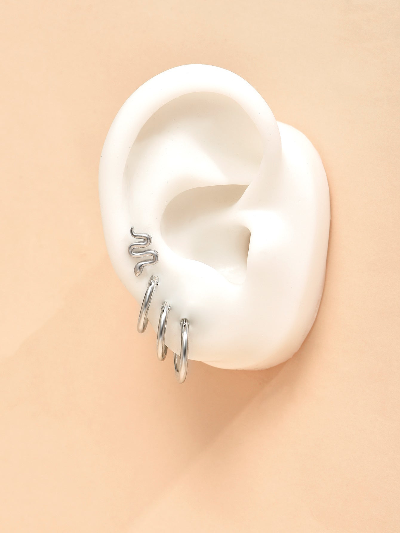 Temperament Niche Design Female Personality Earrings e96aafc6 ad19 46d5 af24 76bb8f1d9f43
